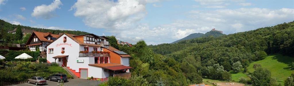 Trifelsblick Hotel Wernersberg Kültér fotó