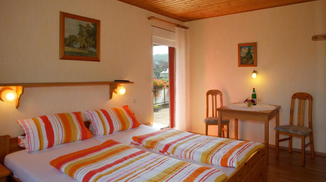 Trifelsblick Hotel Wernersberg Szoba fotó